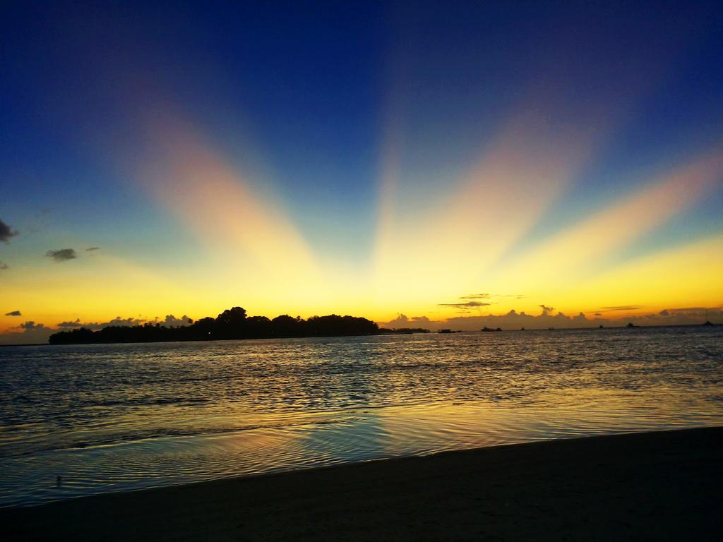 Ras Beach Inn Rasdhoo Eksteriør bilde